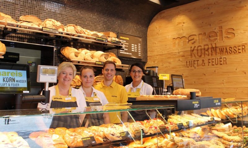 Das Team der Bäckerei Mareis in Landshut beim Karstadt.